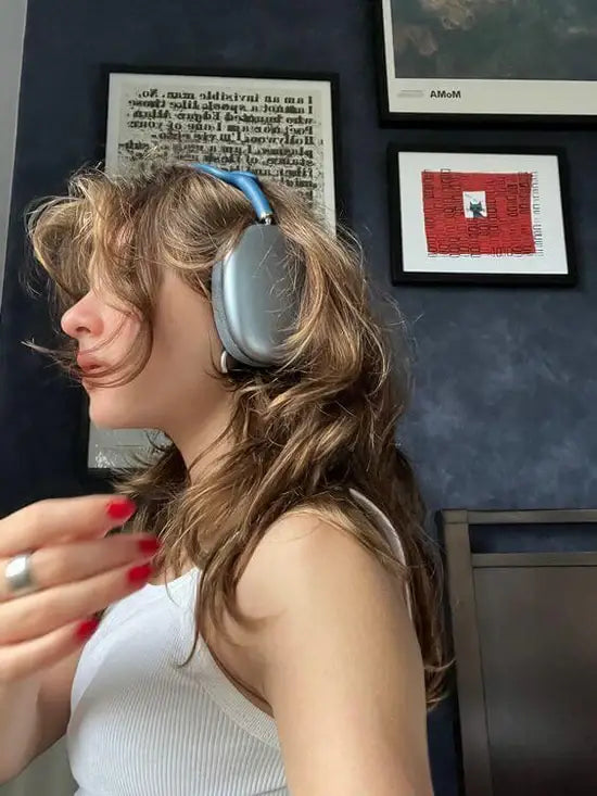 Premium Wireless Bluetooth Headphones – High Quality Sound & Comfortable Design